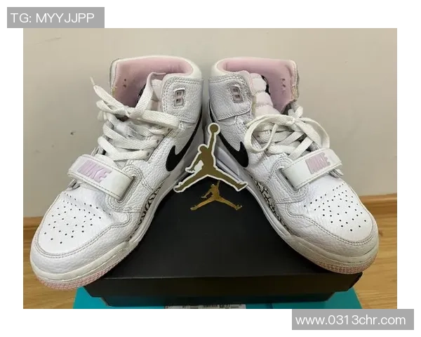 AF1篮球鞋扣的设计与功能解析让你更了解这款经典鞋款的魅力 AF1篮球鞋扣的设计与功能解析让你更了解这款经典鞋款的魅力